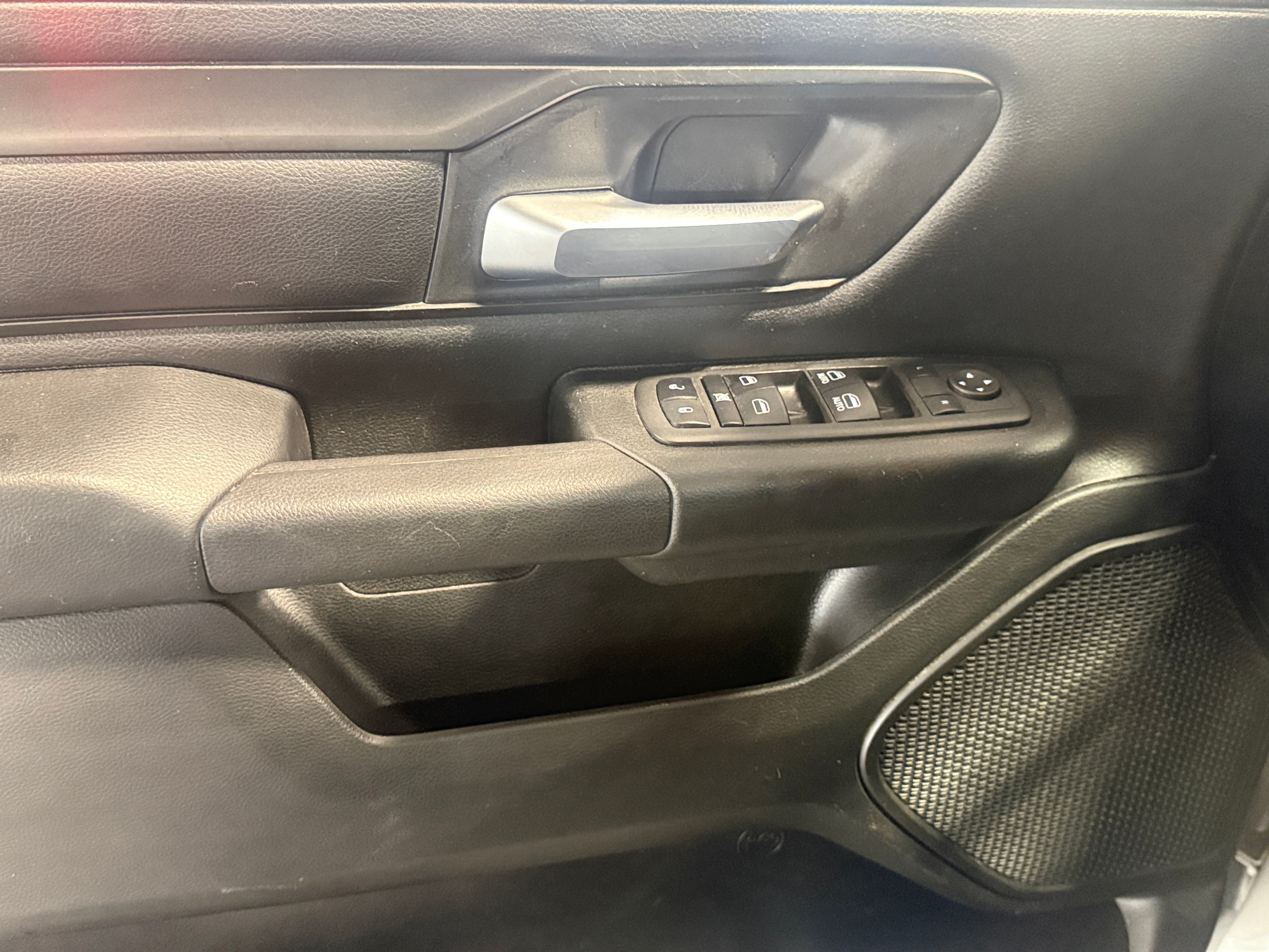 ram ram 1500 pickup 2022 1C6RRFCG4NN324823 image ram ram 1500 pickup 2022 1C6RRFCG4NN324823 image